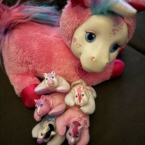 Just play unicorn surprise with babies